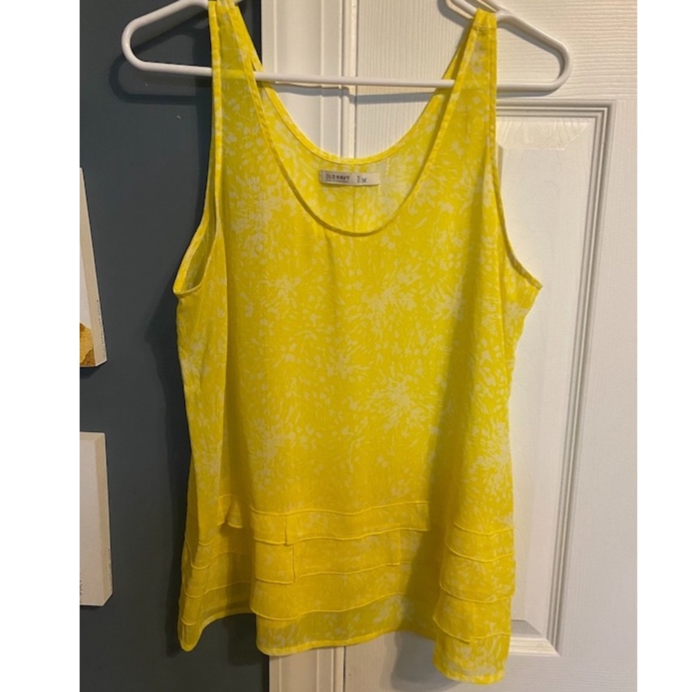 Old Navy Yellow Sleeveless Ruffled Blouse 🌼